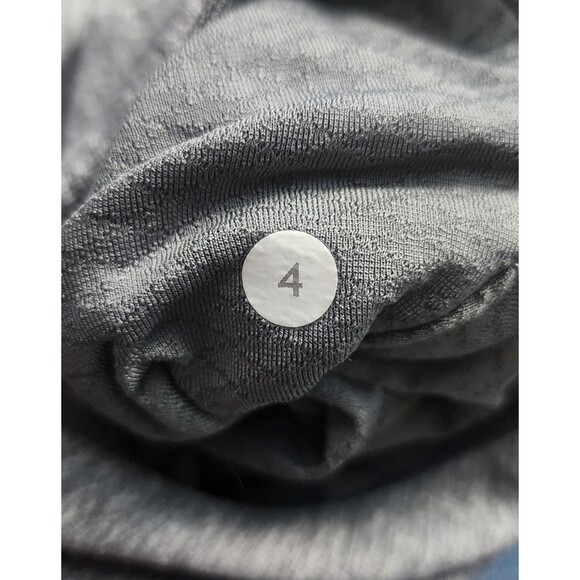 LULULEMON GRAY 1/4 ZIP STRETCHY ZIP POCKETS SWEATSHIRT PULLOVER SIZE 4 - Picture 11 of 11